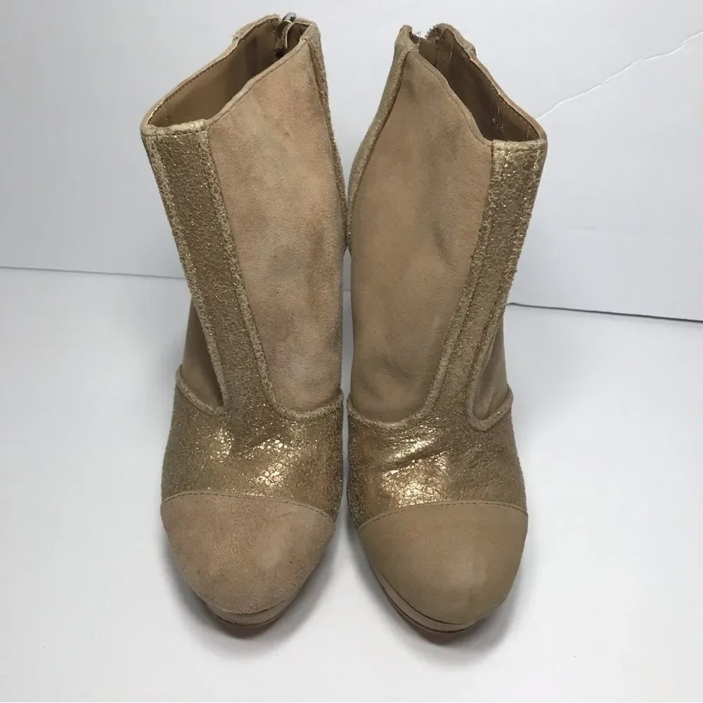 BCBGeneration Chaz Safari Ankle Booties size 6.5